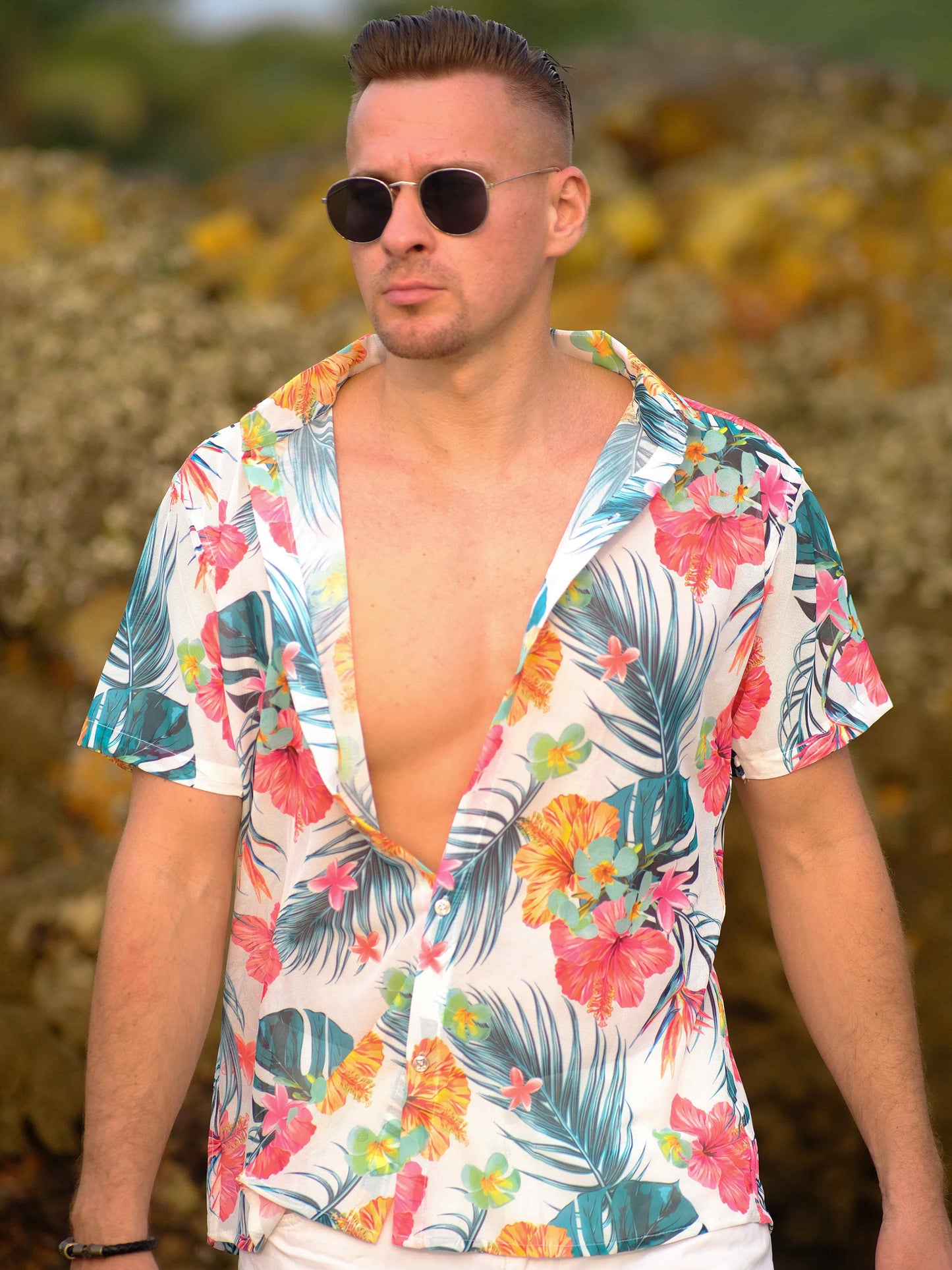 Men's Tropical Bloom Floral Printed Beach Shirt